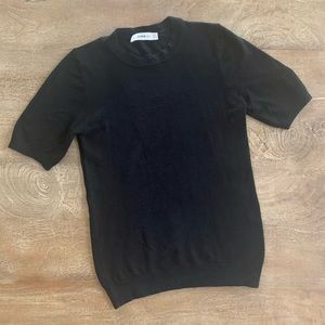 Zara Short sleeve Sweater style